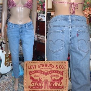 Womens 31 Levi’s 711 skinny sexy denim jeans red tag